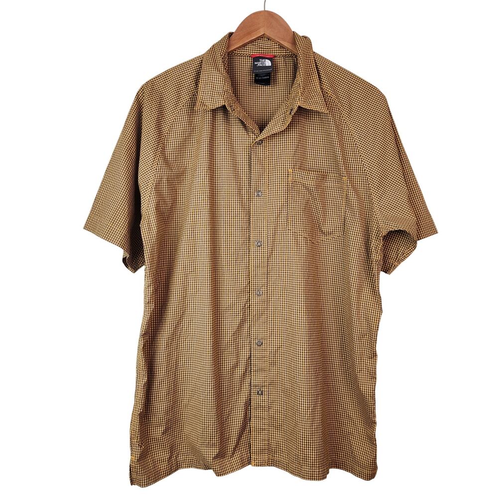 The North Face Short Sleeve Yellow Plaid Button Up Shirt Men's L Gorpcore Hiking